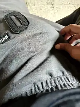 SurjS9 online show from November 2025 04:47:02 AM