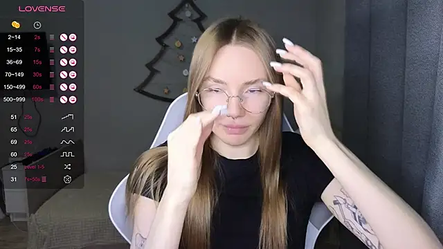 littlevildevil online show from January 2026 09:56:01 AM