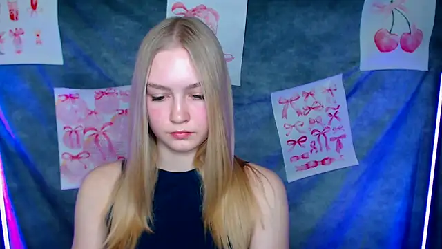 Snapshot of MademoiselleCl chatting on February 2026 07:28:01 PM MademoiselleCl online show from February 2026 07:28:01 PM