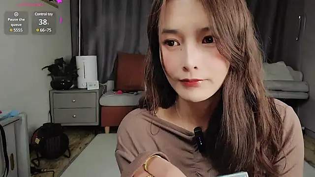 Snapshot of Youth3_ chatting on February 2025 04:37:02 PM Youth3  online show from February 2025 04:37:02 PM