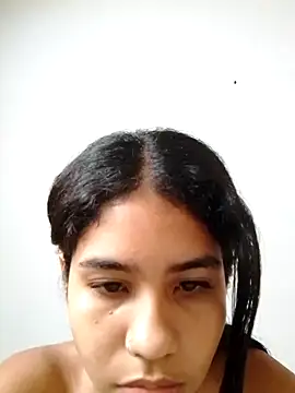 Snapshot of skinny_alby chatting on February 2025 06:33:02 PM skinny alby online show from February 2025 06:33:02 PM