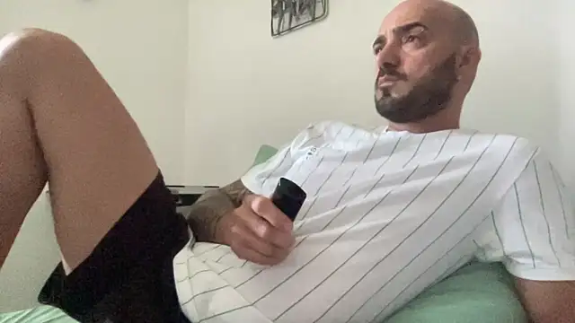 alessandromori91 online show from September 2025 07:29:01 AM