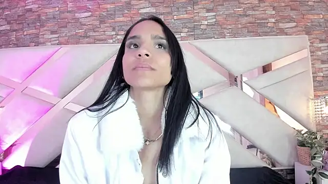 sophie pariss online show from December 2025 02:05:02 AM