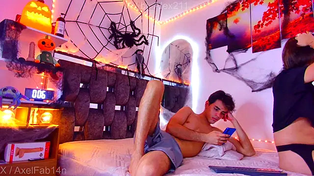 Alex and Fabian online show from October 2025 08:52:01 PM