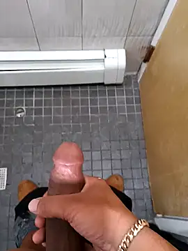 Goaboutyouway1 online show from November 2025 03:21:01 PM