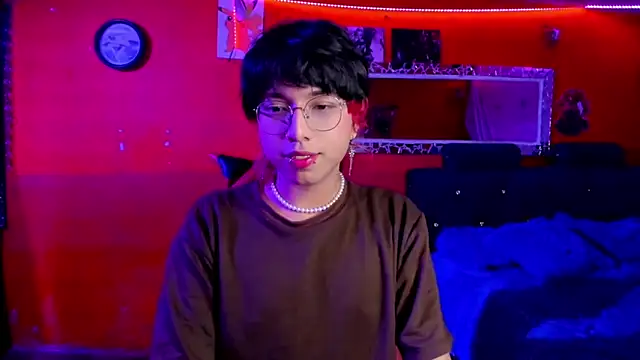 AnggelONfiree online show from March 2025 12:48:01 AM