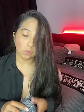 Snapshot of Isa_bel chatting on March 2025 02:27:02 AM Isa bel online show from March 2025 02:27:02 AM