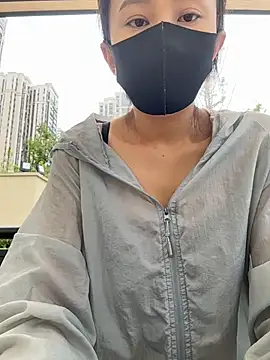 Snapshot of moneymaker_taipei chatting on October 2025 02:32:01 AM moneymaker taipei online show from October 2025 02:32:01 AM