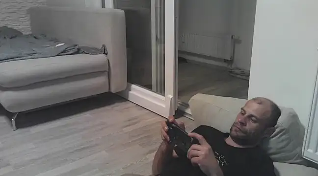 Snapshot of Zbochunec chatting on March 2025 08:44:02 PM Zbochunec online show from March 2025 08:44:02 PM