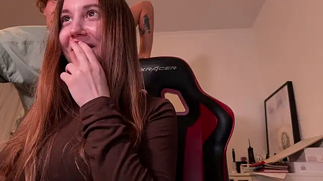 oypo online show from October 2025 05:15:02 PM