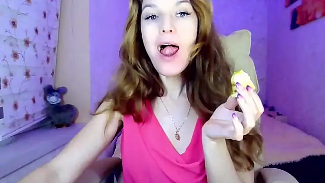 impossibleluna online show from December 2025 07:53:02 PM