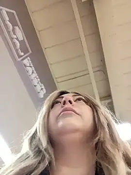 madelaine- online show from January 2026 07:40:01 PM