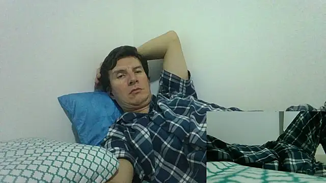 fieryloves online show from October 2025 04:00:01 AM