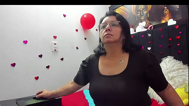 Evaaross 2345 online show from February 2026 02:36:01 PM