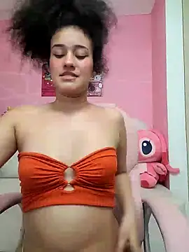 Snapshot of TwerkingAss chatting on December 2024 09:24:01 AM TwerkingAss online show from December 2024 09:24:01 AM