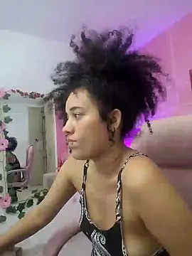 Snapshot of TwerkingAss chatting on January 2025 07:17:01 AM TwerkingAss online show from January 2025 07:17:01 AM