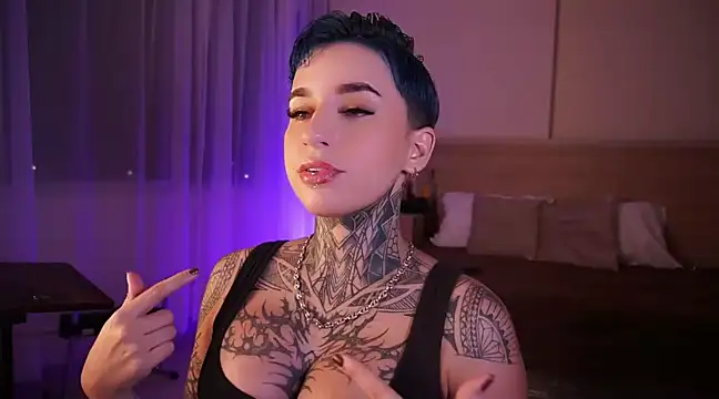 Snapshot of AliceShazaham_ chatting on December 2024 07:47:02 AM AliceShazaham  online show from December 2024 07:47:02 AM