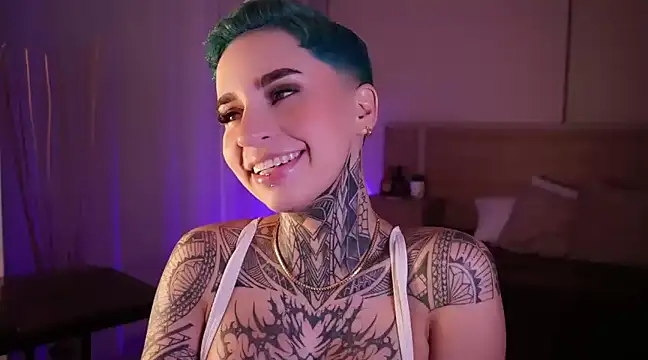 Snapshot of AliceShazaham_ chatting on January 2025 08:28:01 AM AliceShazaham  online show from January 2025 08:28:01 AM