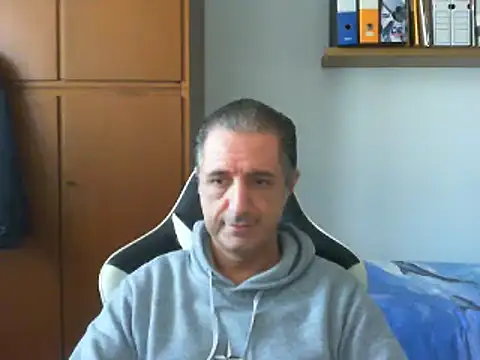 lliuk70mi online show from December 2024 12:01:02 PM