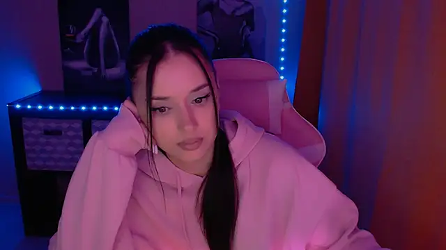 AlisaLink online show from February 2025 06:35:02 PM