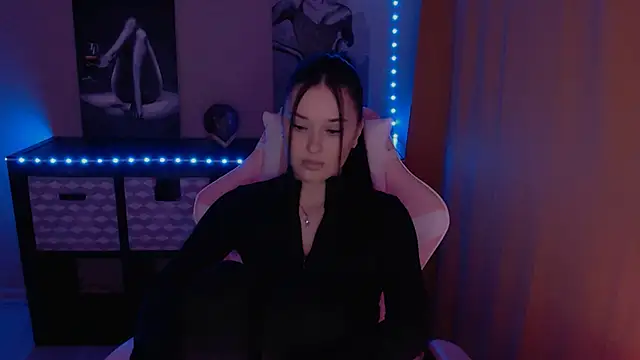 AlisaLink online show from March 2025 04:04:01 PM