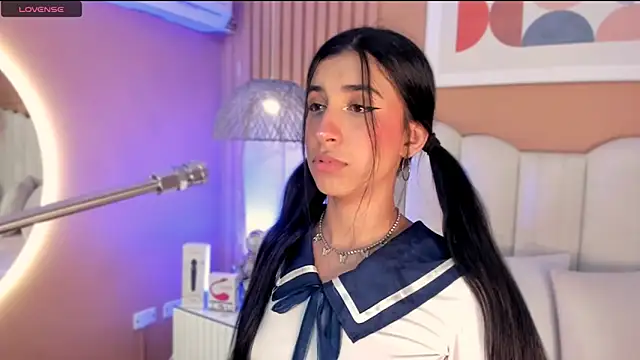 zia cooper online show from September 2025 07:15:01 PM