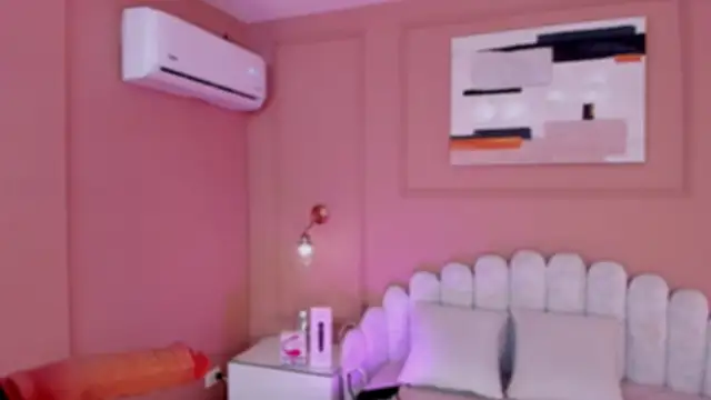 zia cooper online show from February 2026 07:07:01 PM