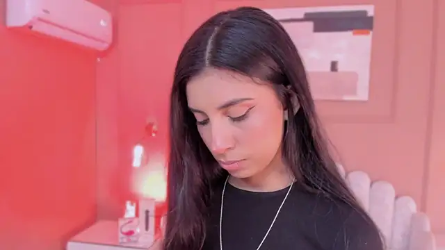 zia cooper online show from March 2026 07:08:01 PM