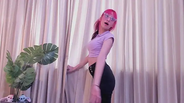 RedMeloddy online show from February 2025 07:21:01 PM