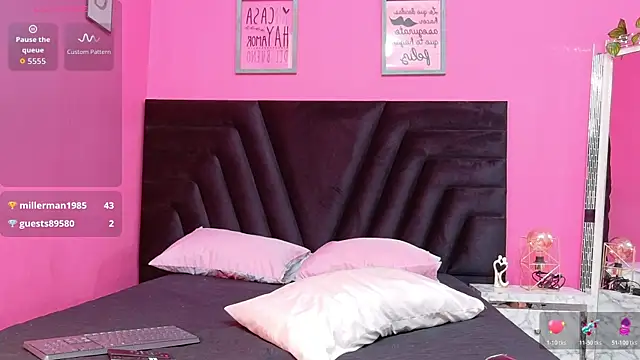 littleebonymommy online show from November 2025 08:19:02 PM