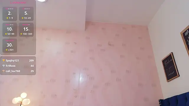 Snapshot of littleebonymommy chatting on April 2026 07:59:01 PM littleebonymommy online show from April 2026 07:59:01 PM