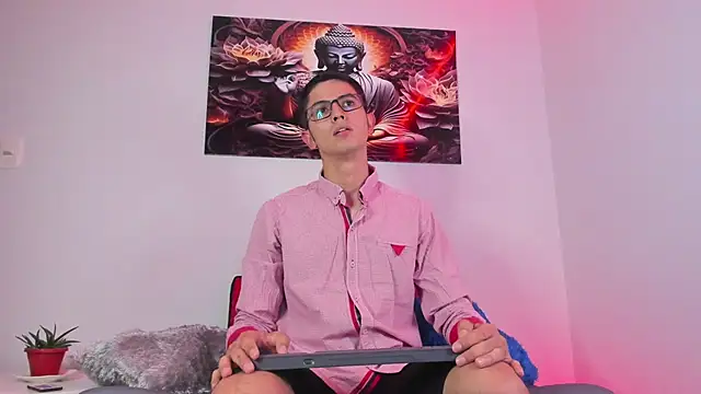 Snapshot of Ethan_Sai___ chatting on February 2025 05:29:02 PM Ethan Sai online show from February 2025 05:29:02 PM