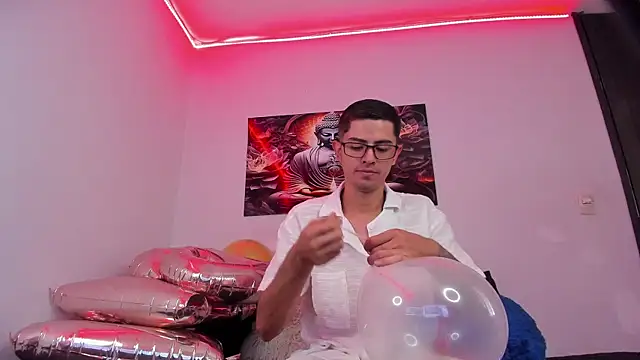 Snapshot of Ethan_Sai___ chatting on September 2025 05:29:02 PM Ethan Sai online show from September 2025 05:29:02 PM