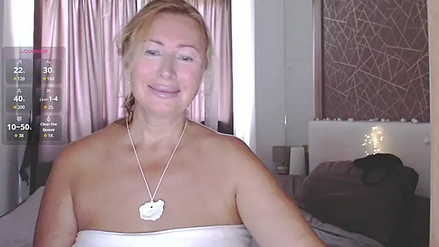 Snapshot of _Monika_sun_ chatting on June 2026 01:54:02 AM Monika sun online show from June 2026 01:54:02 AM