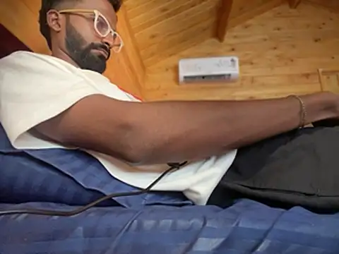 Snapshot of bigfatdick111 chatting on February 2026 08:01:02 AM bigfatdick111 online show from February 2026 08:01:02 AM