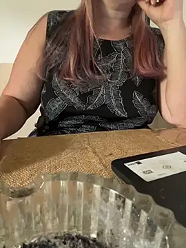 Popinasq online show from November 2025 06:43:01 PM