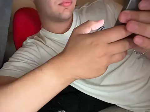 DaddysLittleBoyp online show from November 2025 08:42:02 PM