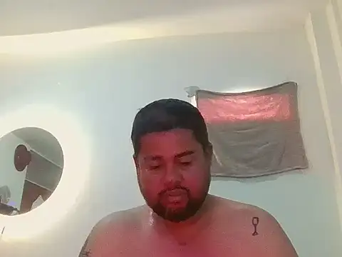 GABRIELGARCIA1313 online show from May 2026 06:09:01 PM