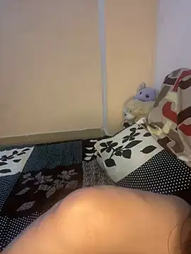 Snapshot of _riyaahahaha_ chatting on February 2025 09:34:02 AM riyaahahaha online show from February 2025 09:34:02 AM