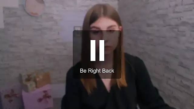 Sweet Doll Luna online show from December 2024 01:54:02 PM