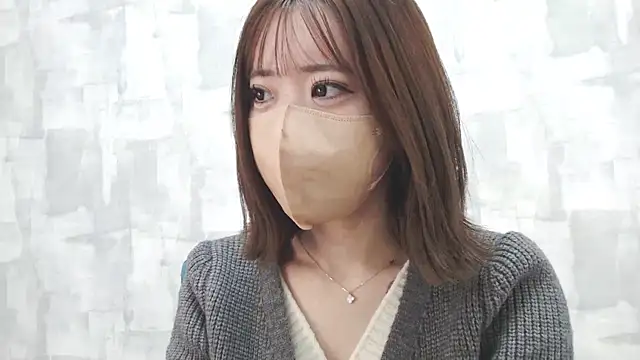 LOVE MOMO LOVE online show from January 2025 11:20:02 AM