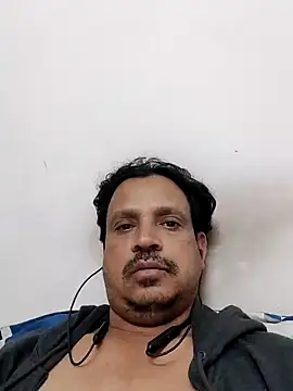 Snapshot of Raj1043 chatting on December 2024 08:23:02 PM Raj1043 online show from December 2024 08:23:02 PM