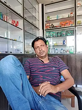 Snapshot of Raj1043 chatting on November 2025 06:24:01 AM Raj1043 online show from November 2025 06:24:01 AM