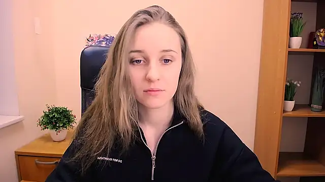  Nicole new online show from January 2025 12:17:02 PM