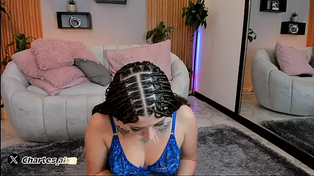 Aixaa charles online show from October 2025 12:27:01 PM