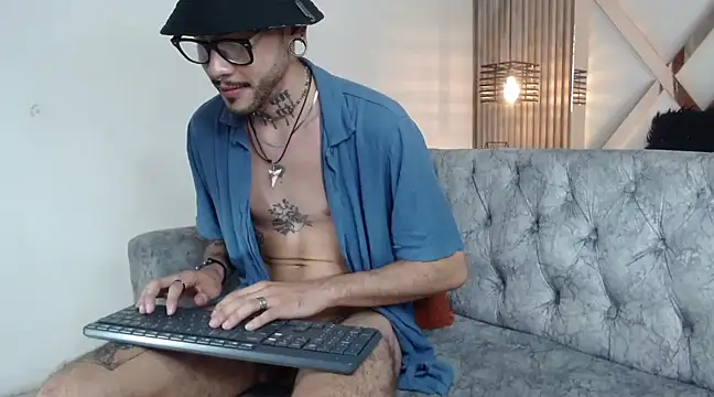 MurdockH online show from March 2025 08:29:01 AM