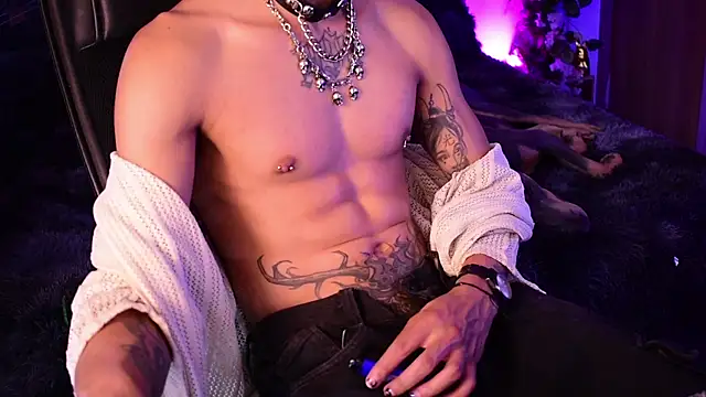Snapshot of DemonKush-- chatting on June 2026 10:45:02 PM DemonKush-- online show from June 2026 10:45:02 PM