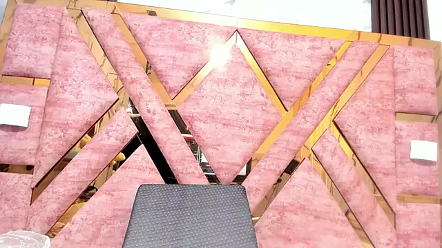 mia alvares online show from April 2026 11:48:01 AM