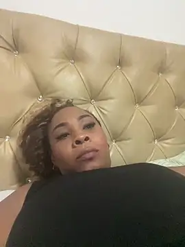 NatashaBenetti online show from April 2026 01:17:01 AM