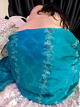 Snapshot of kaamuk_shweta chatting on June 2026 06:03:02 PM kaamuk shweta online show from June 2026 06:03:02 PM